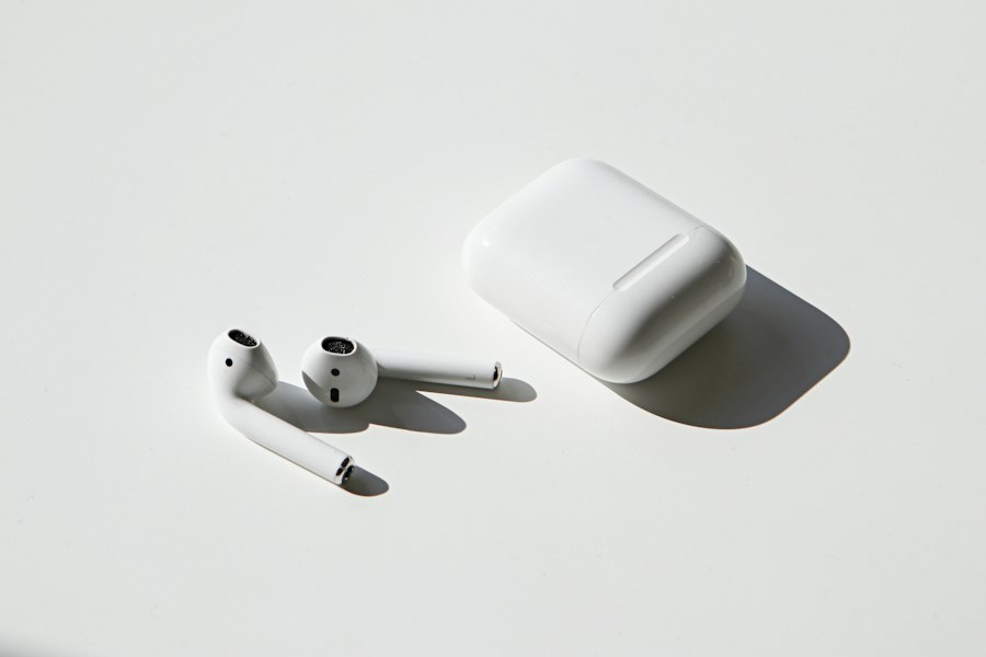 True wireless earbuds